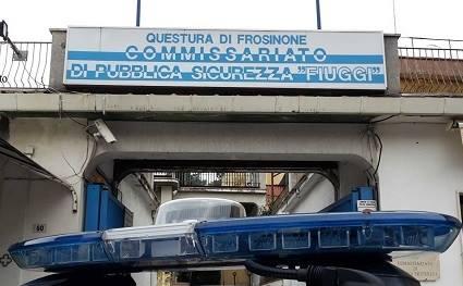 Fiuggi, gira in auto con un grosso martello: fermato e denunciato dalla polizia