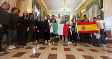 Sora, la scuola “Beata Maria De Mattias” accoglie gli studenti spagnoli dell’Erasmus+: un ponte con l’Europa