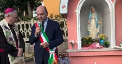 Benedetta la Statua della Madonna delle Rose restaurata: Mastrangeli, «Un momento di fede che unisce la comunità»